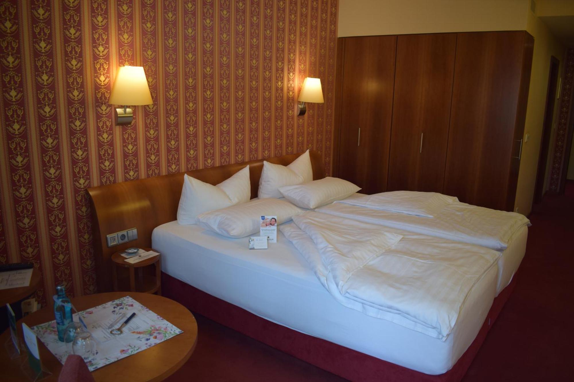 Akzent Hotel Goldner Hirsch كامينز المظهر الخارجي الصورة