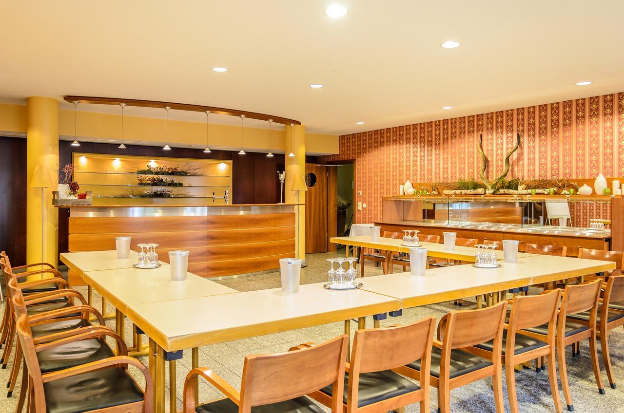 Akzent Hotel Goldner Hirsch كامينز المظهر الخارجي الصورة
