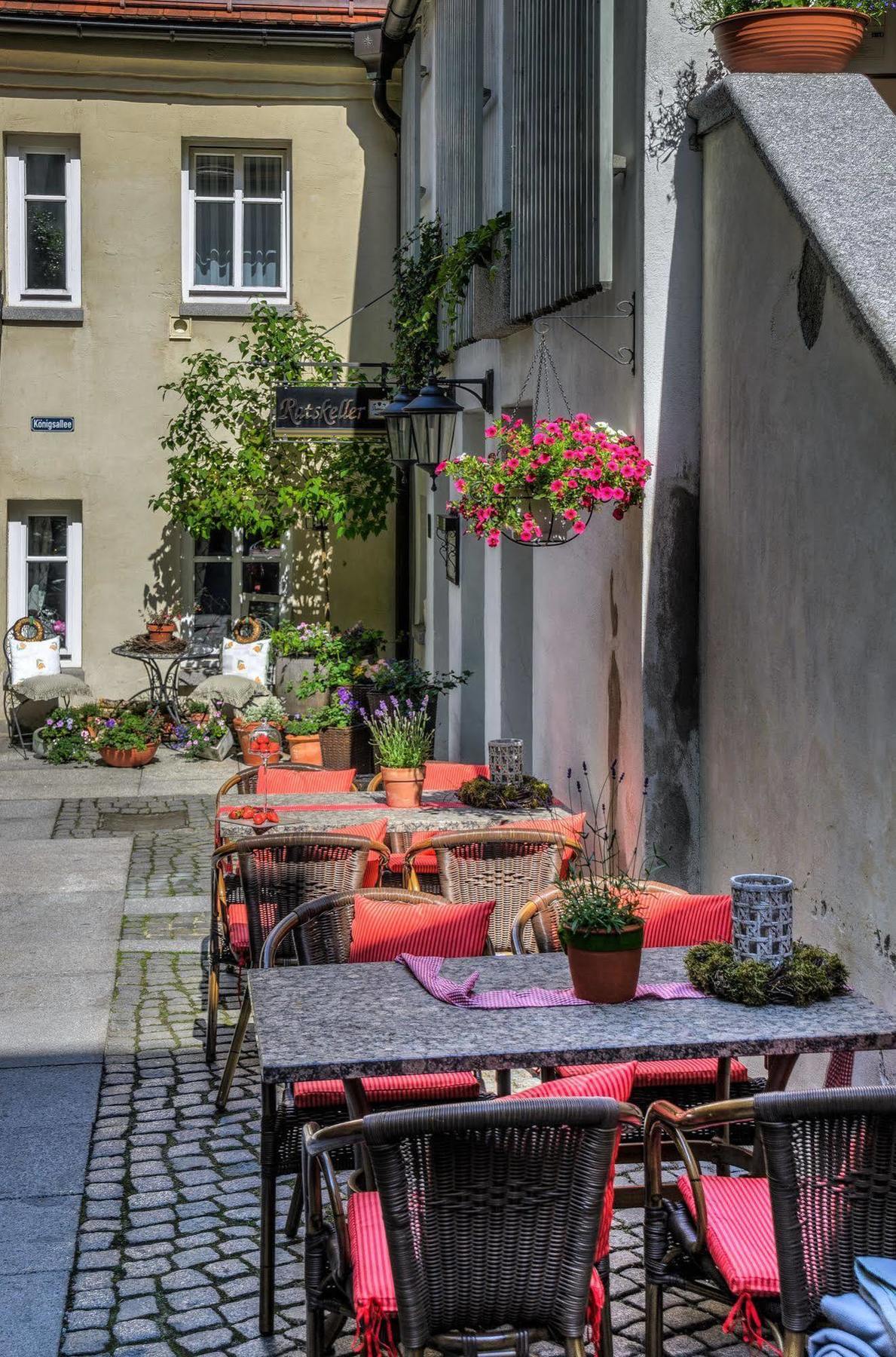 Akzent Hotel Goldner Hirsch كامينز المظهر الخارجي الصورة